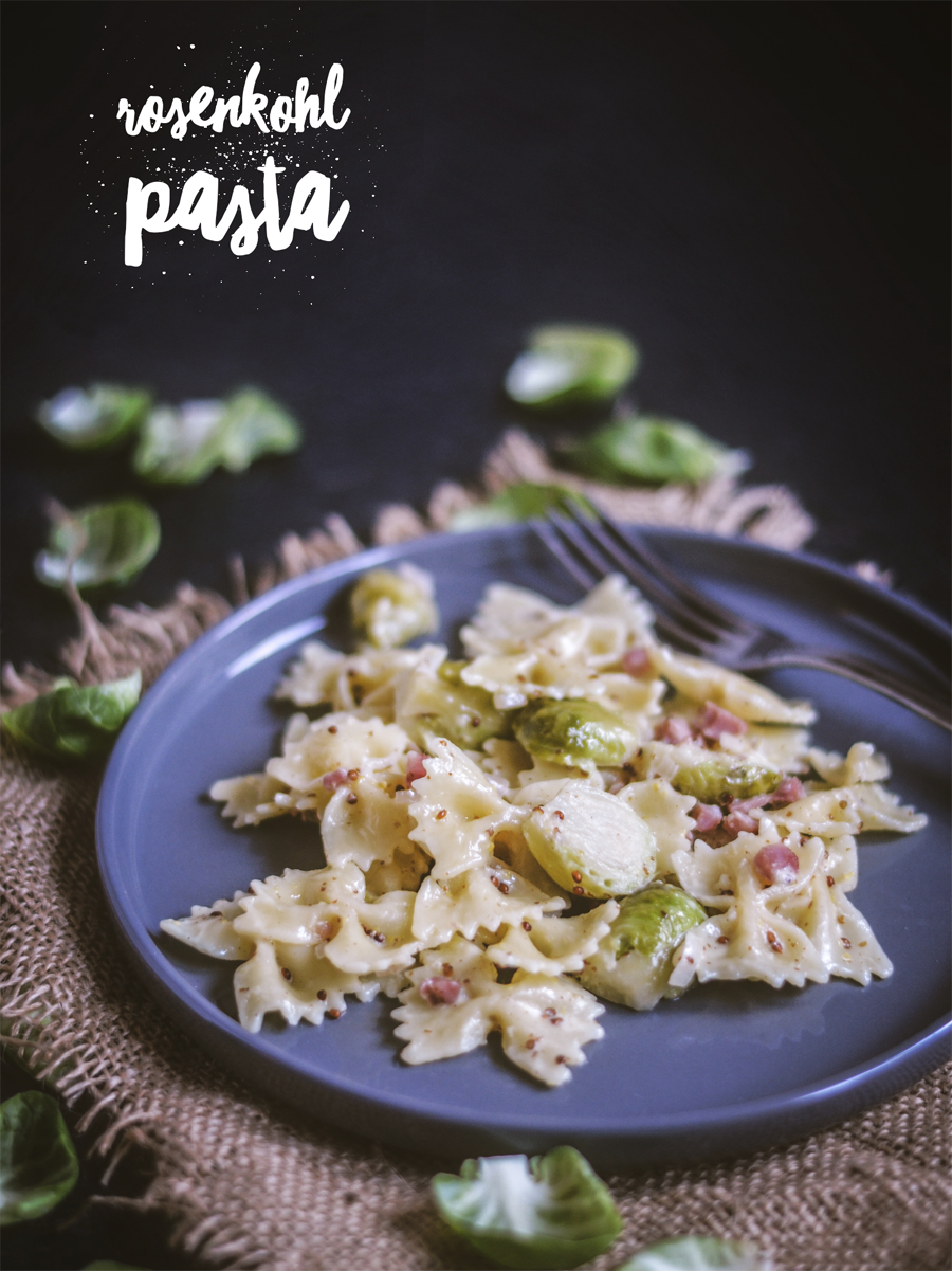 Rezept Rosenkohl-Pasta in Sahne-Senf-Soße mit Speck