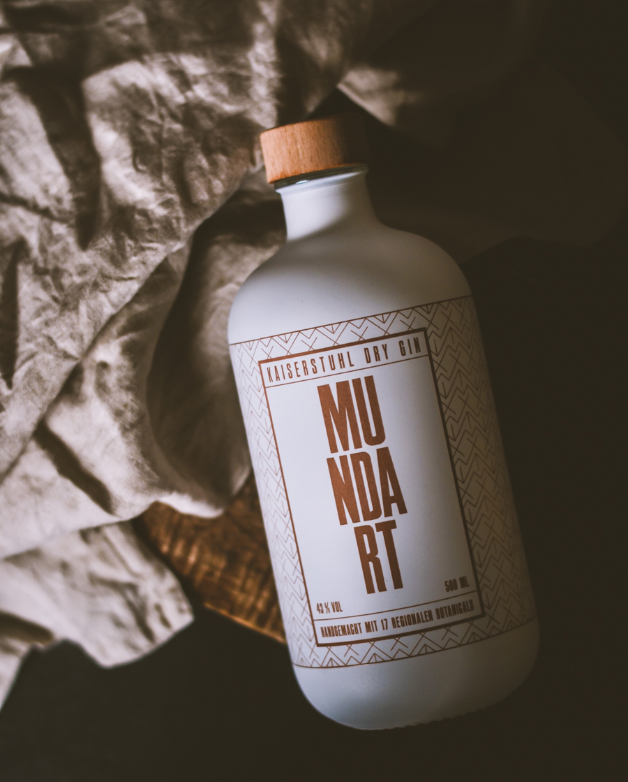 Mundart Kaiserstuhl Dry Gin Flasche