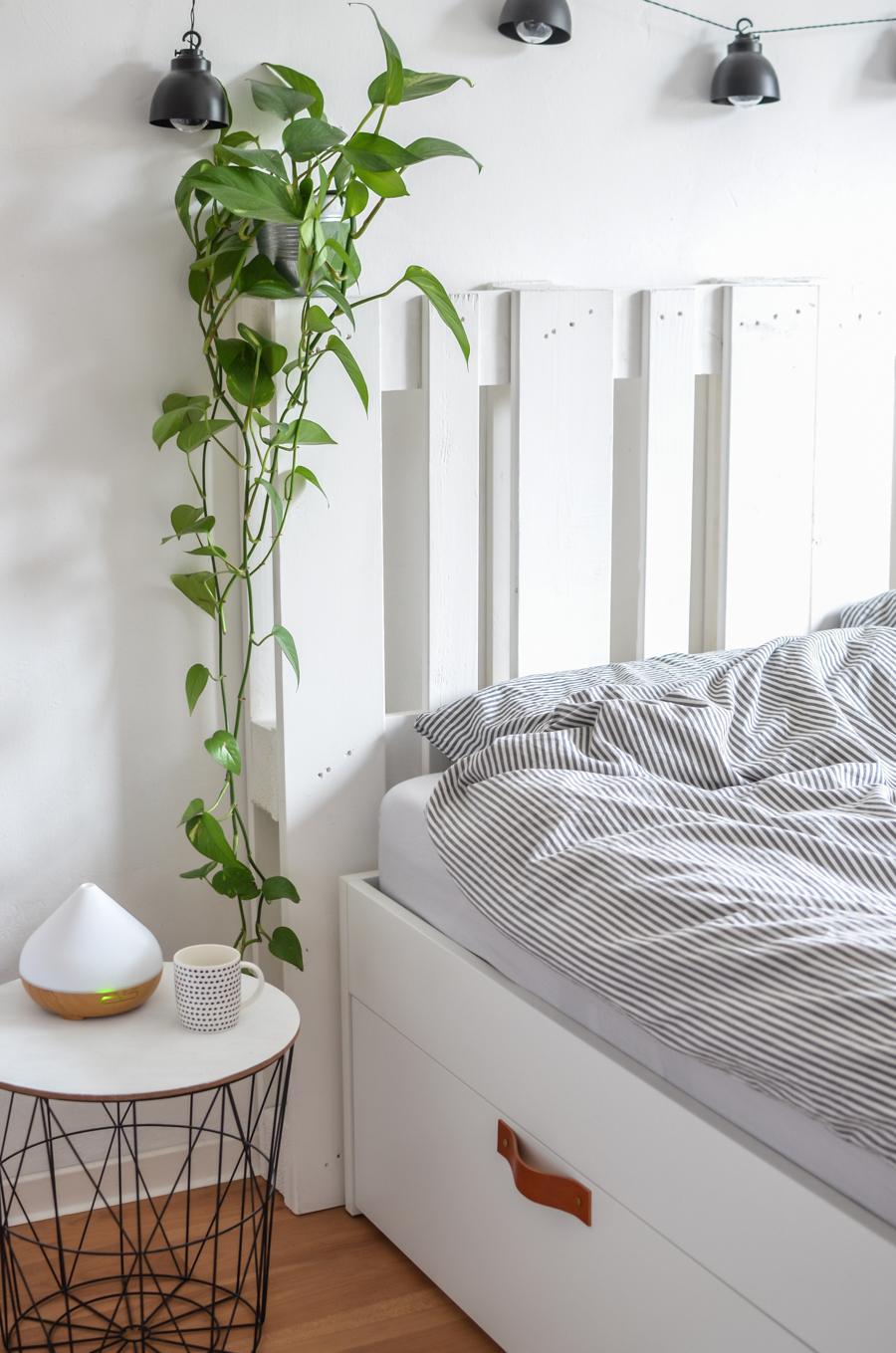 Ikea Hacks Brimnes Bett Schlafzimmer