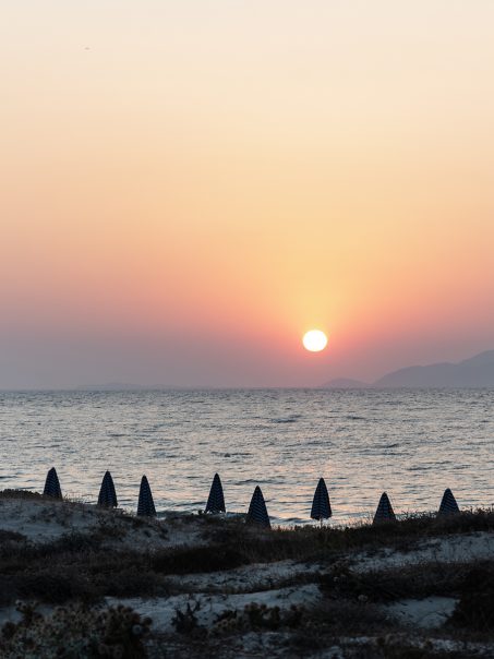 Urlaub auf Kos in Griechenland: Strand Marmari Beach im Sonnenuntergang