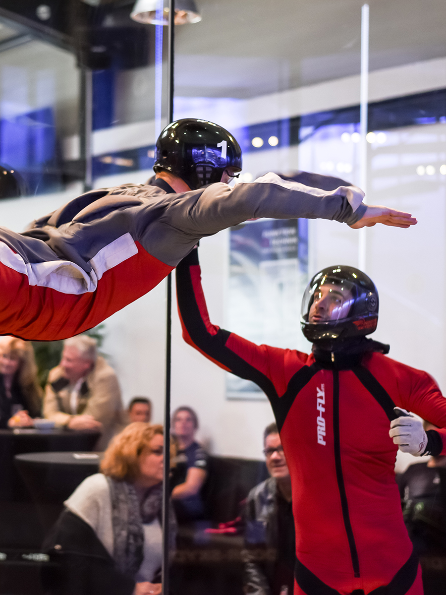 Adrenalin beim Indoor Skydiving in Bottrop, dem Ausflugstipp fürs Ruhrgebiet