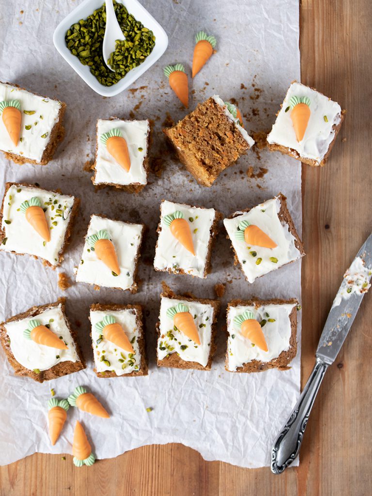 Rezept für einen besonders saftigen Rüblikuchen zu Ostern