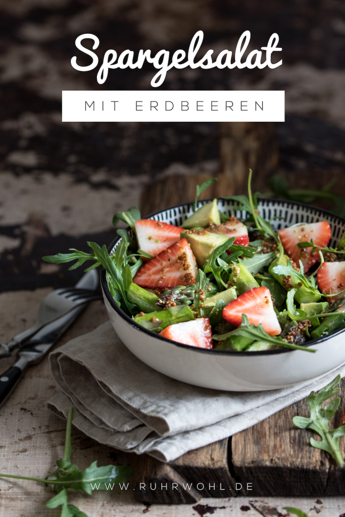 Rezept Spargelsalat mit Erdbeeren und Rucola #spargel #erdbeeren #rucola #spargelrezepte #grünerspargel #healthyshit