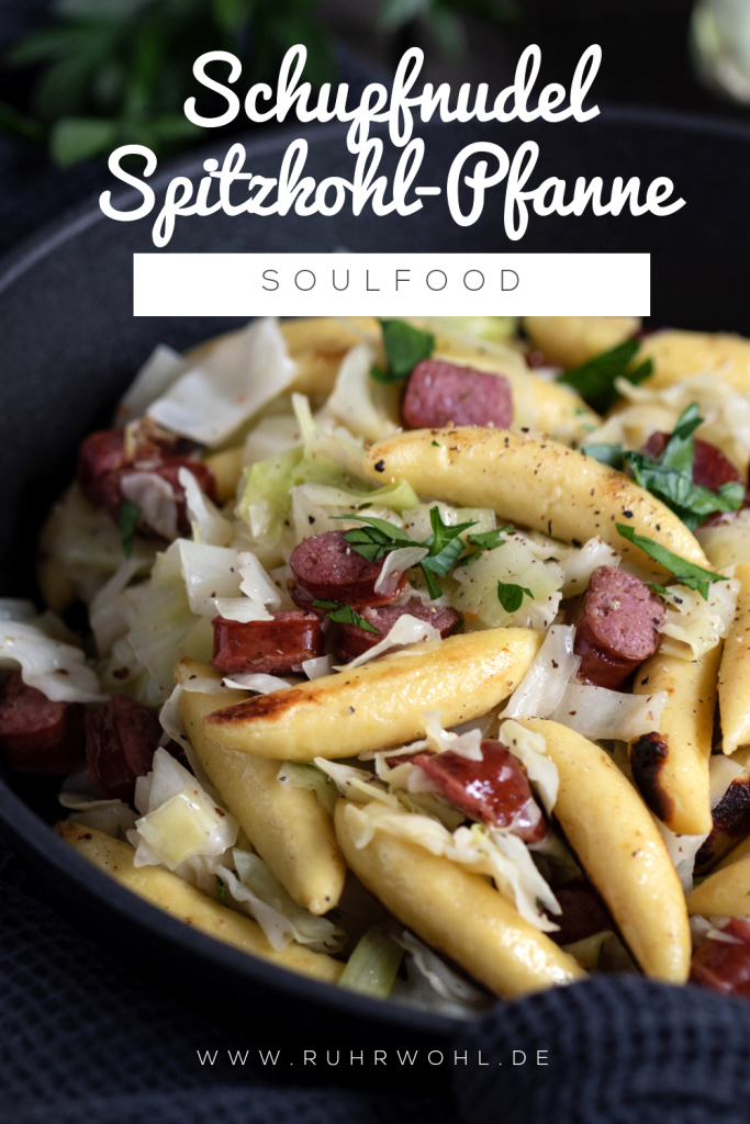 Rezept für Schupfnudel-Spitzkohl-Pfanne mit Salami, Soulfood deluxe, schnell und einfach zubereitet