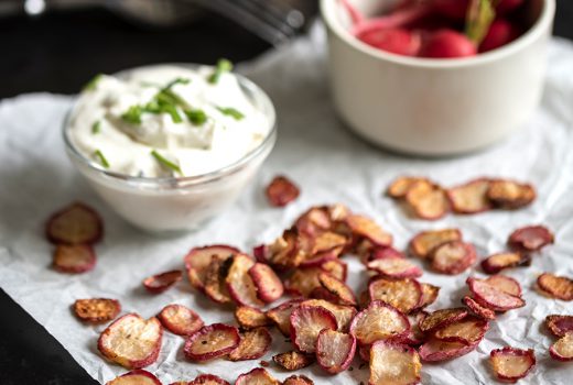 Radieschen Chips gesunder Snack aus Gemüse