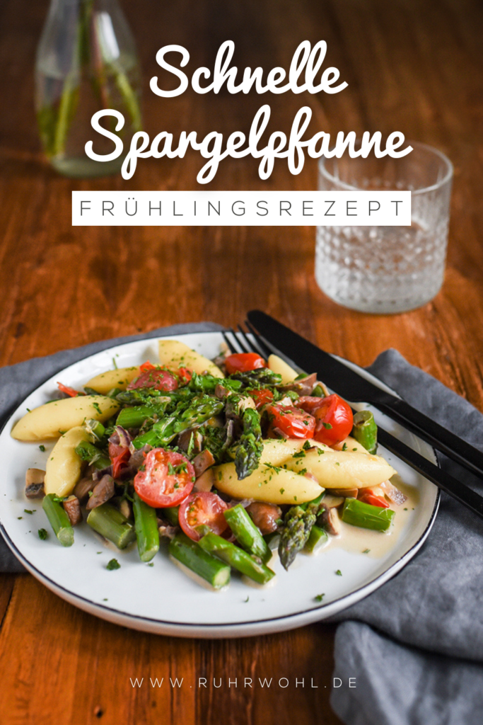 Spargelpfanne mit Tomaten, Pilzen und Schupfnudeln