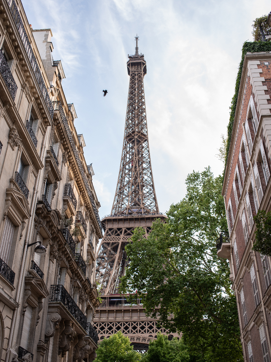 Eiffelturm in de rue de l'Université